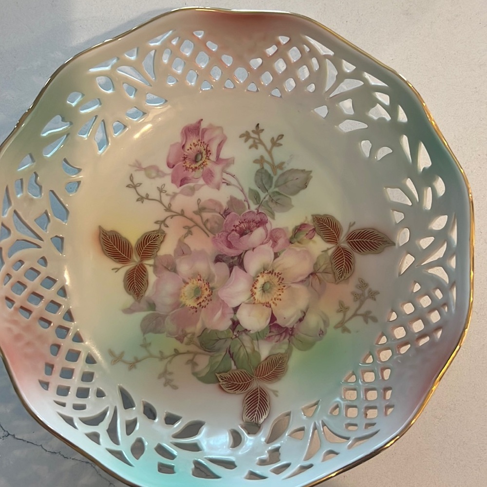 Schumann Arzburg Germany Wild Rose decorative bowl.